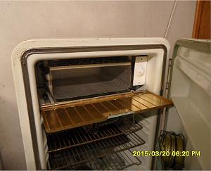 LE VIEUX FRIGO ARTHUR MARTIN (13) du 21 02 1958